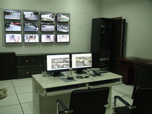 中(zhōng)间(jiān)